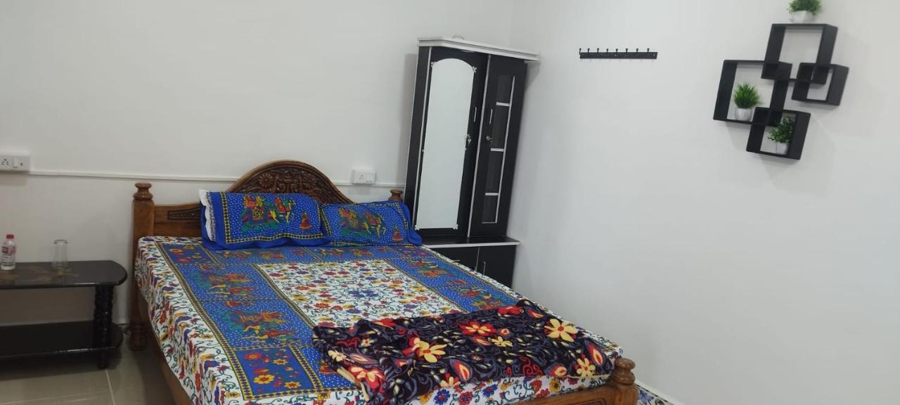 Kavieya Residency Hotel Purnankuppam Exterior photo