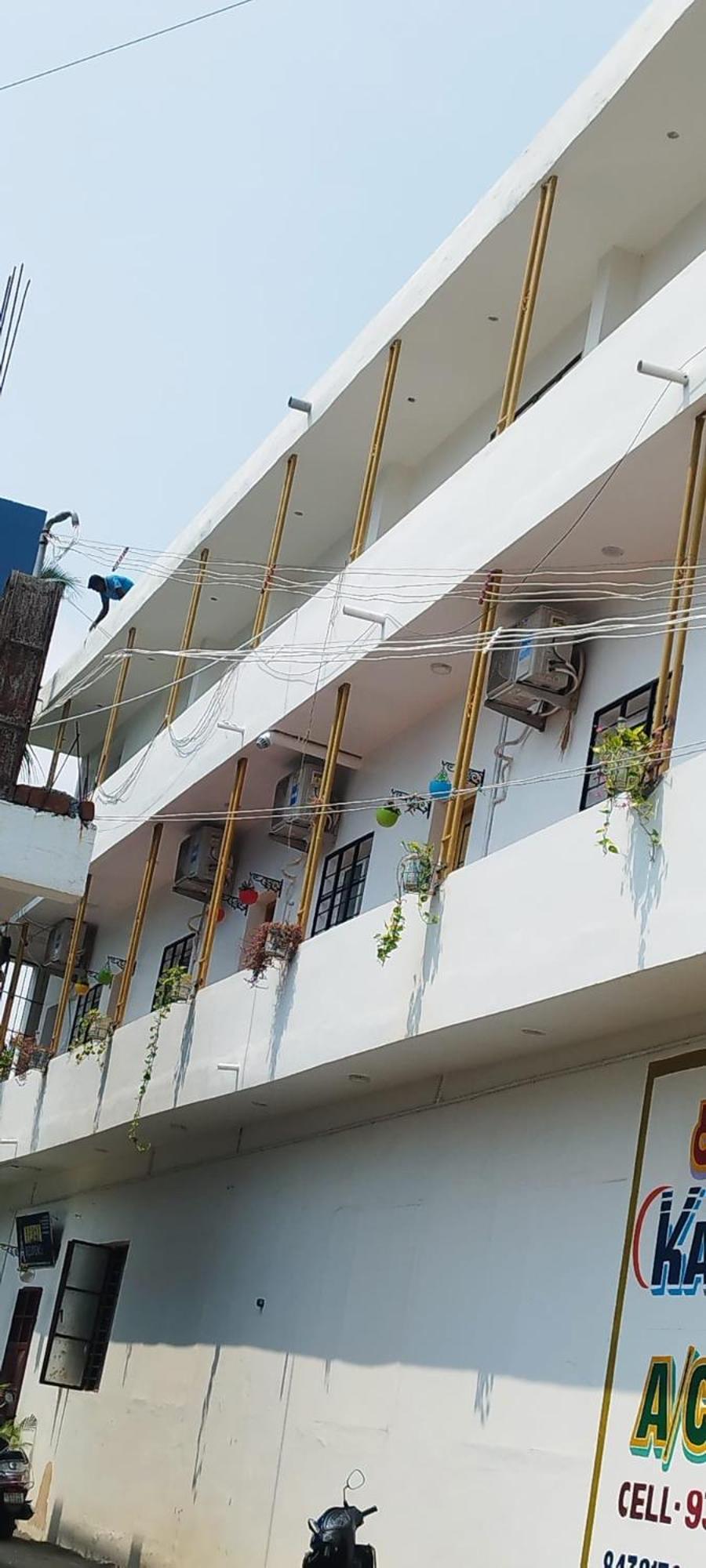 Kavieya Residency Hotel Purnankuppam Exterior photo
